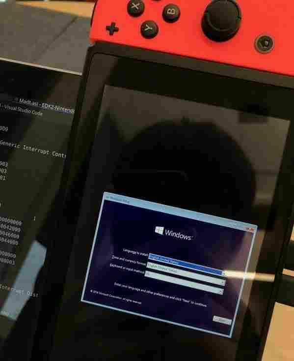Gaming console Nintendo Switch running Windows 10 OS